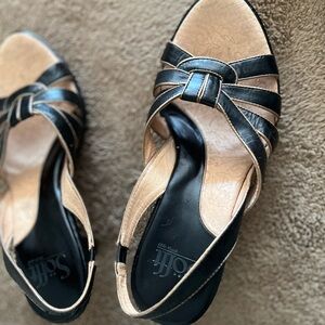 Söfft Leather Slingbacks Black with Gold Trim 7N worn twice to wedding